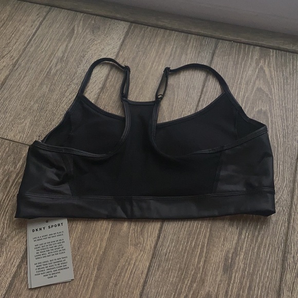 Faux leather look sports bra - Picture 3 of 3